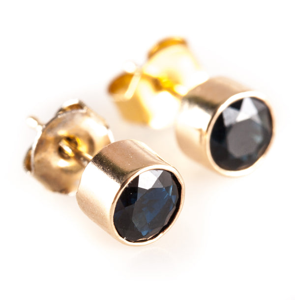 14k Yellow Gold Round Dark Blue Sapphire Stud Earrings W/ Butterfly Backs .80ctw