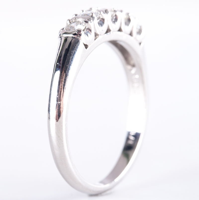 Platinum Round H SI1 Diamond Five-Stone Wedding Anniversary Ring .25ctw 5.61g