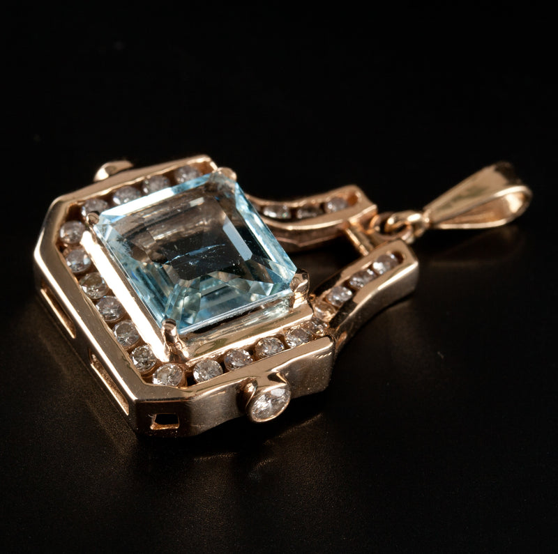 14k Yellow Gold Emerald Shaped Aquamarine Diamond Pendant 35.20ctw 5.85g