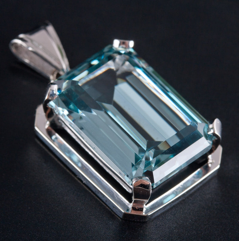 13k White Gold Swiss Blue Topaz Solitaire Style Pendant 14.87ctw 6.75g