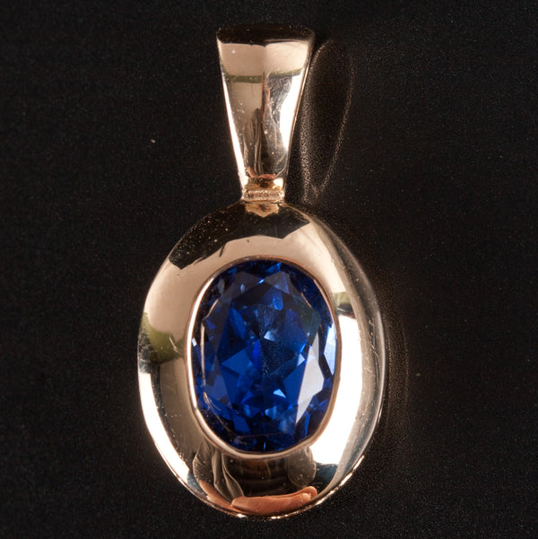 14k Yellow Gold Lab-Created Oval Tanzanite Solitaire Pendant 1.35ctw 2.13g