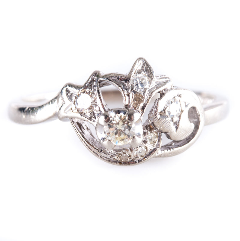Vintage 1940's 14k White Gold Round Diamond Floral Style Ring .15ctw 2.8g