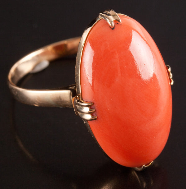 Vintage 1940's 18k Yellow Gold Oval Cabochon Orange Coral Solitaire Ring 5.10g