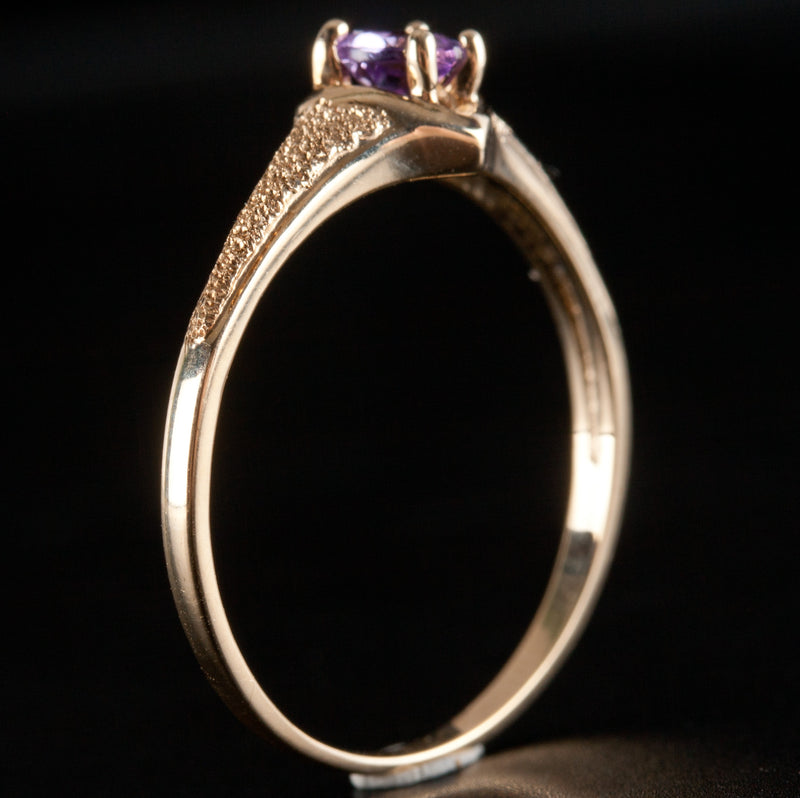 10k Yellow Gold Heart Shaped Amethyst Solitaire Ring.22ct 1.15g