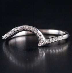 10k White Gold Round I SI2 Diamond Wedding Band Ring .075ctw 1.40g