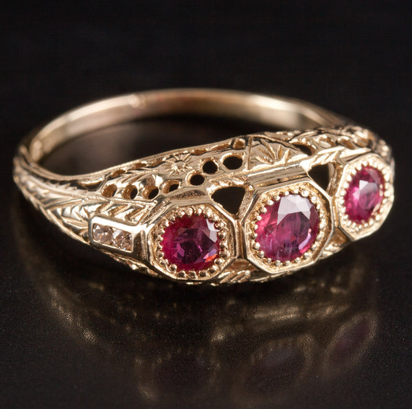 Vintage 1940's 14k Yellow Gold Round Ruby Diamond Cocktail Ring .69ctw 3.23g