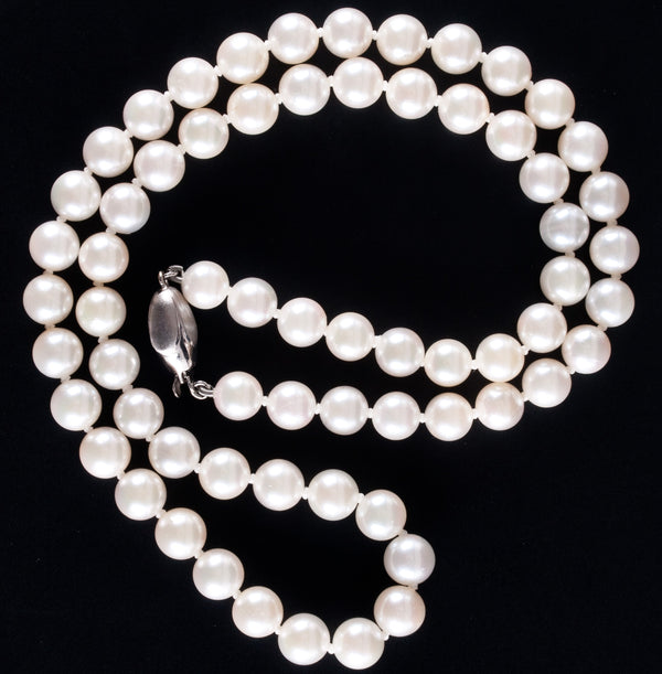 14k White Gold Cultured Round Bead Pearl Necklace 18" Length 25.0g