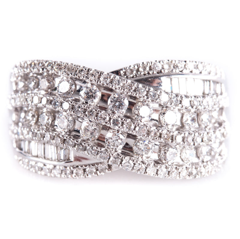 14k White Gold Round Baguette Diamond Cluster Cocktail Style Ring .8775ctw 6.72g