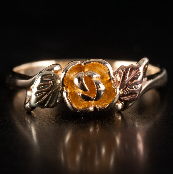 10k Black Hills Gold Tri-Color Floral Leaf Style Ring 3.38g