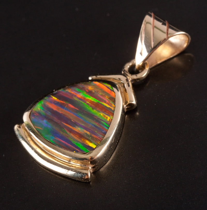 14k Yellow Gold Triangle AA Opal Solitaire Dangle Style Pendant 5.55g