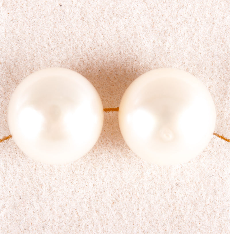 14k Yellow Gold Cultured White Button Pearl Solitaire Stud Earrings 1.85g