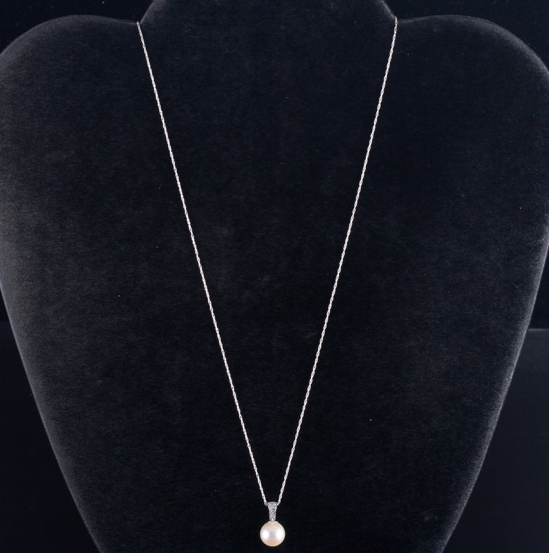 14k White Gold Cultured Round Pearl Diamond Necklace W/ 18" Chain .02ctw 1.42g