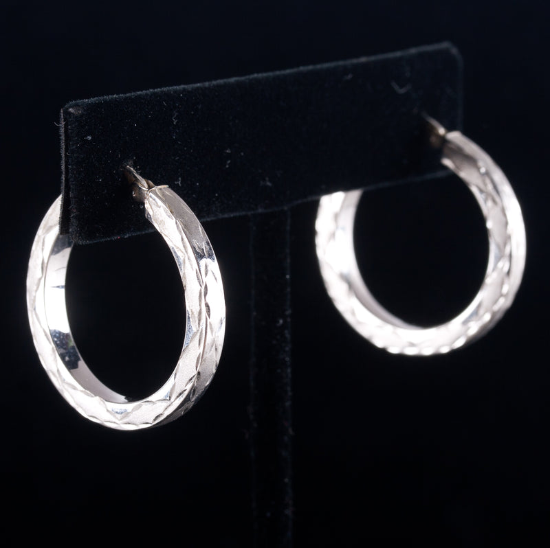 14k White Gold Hollow Hoop Etched Style Earrings W/ Saddlebacks 2.85g