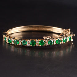 18k Yellow Gold Round Emerald Diamond Hinged Bangle Bracelet 3.35ctw 27.5g