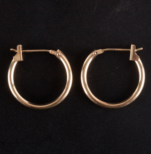 14k Yellow Gold Hollow Traditional Hoop Style Earrings W/ Saddlebacks .48g