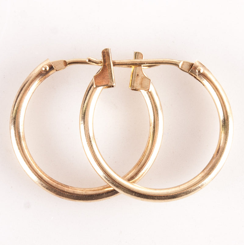 14k Yellow Gold Hollow Traditional Hoop Style Earrings W/ Saddlebacks .48g