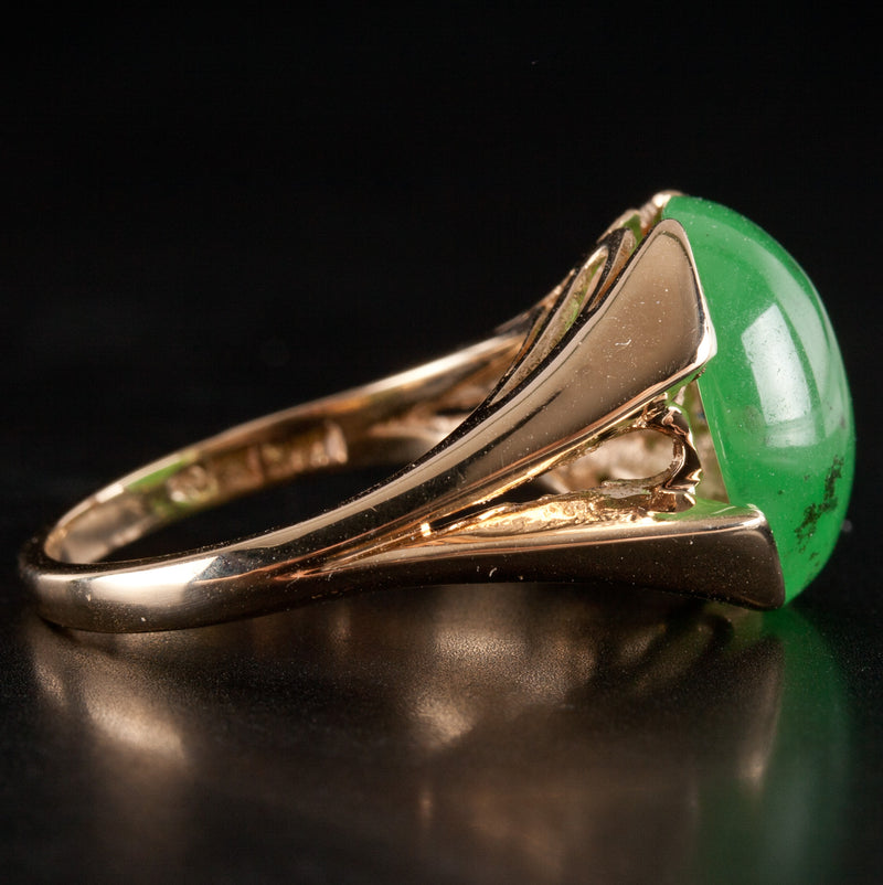 Vintage 1960's 14k Yellow Gold Oval Cabochon Jadeite Solitaire Cocktail Ring