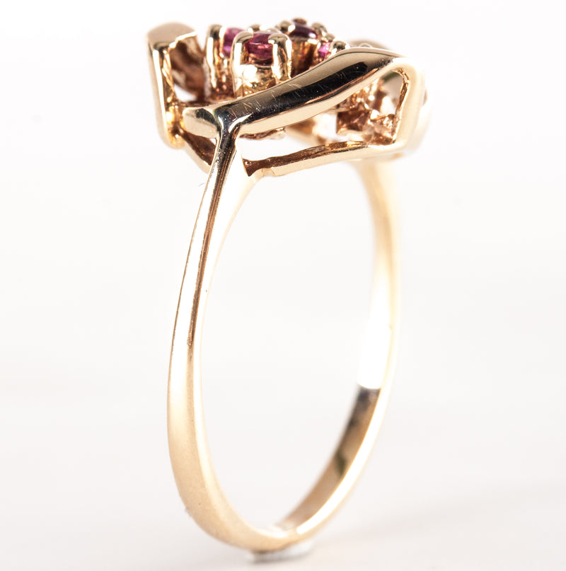 10k Yellow Gold Round Ruby Floral Cluster Style Ring .35ctw 2.3g