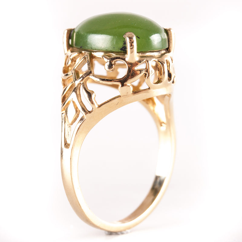 14k Yellow Gold Oval Cabochon Jade Solitaire Cocktail Ring 4.6g