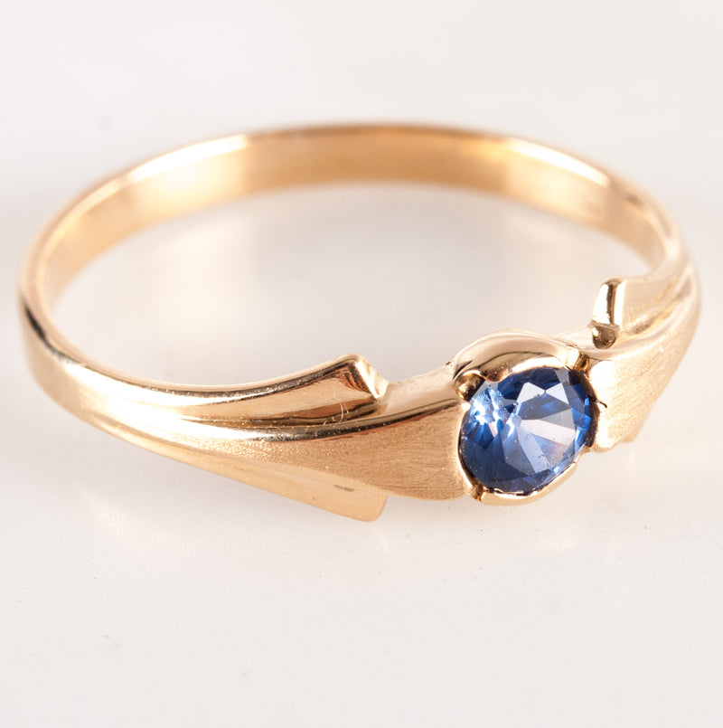18k Yellow Gold Round AA Sapphire Solitaire Style Ring .30ctw 2.1g
