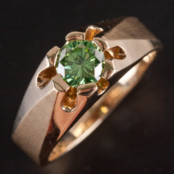 14k Yellow Gold Round Green Diamond Solitaire Cocktail Ring .77ctw 7.2g