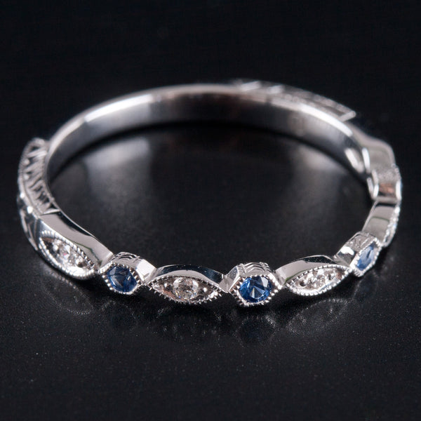 14k White Gold Round Sapphire & Diamond Engraved Style Wedding Band .10ctw 1.72g