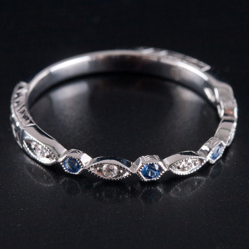 14k White Gold Round Sapphire & Diamond Engraved Style Wedding Band .10ctw 1.72g