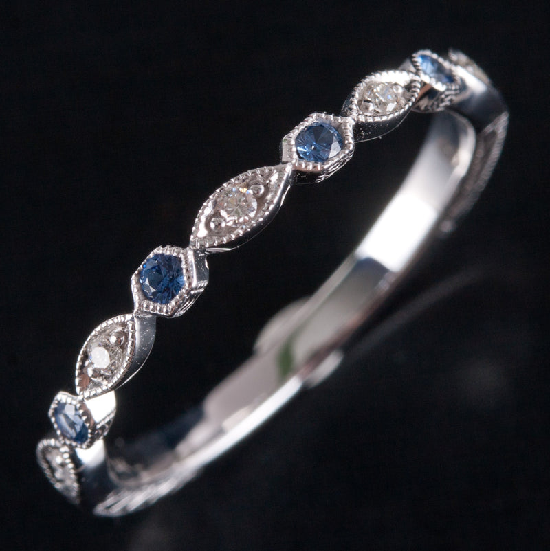 14k White Gold Round Sapphire & Diamond Engraved Style Wedding Band .10ctw 1.72g