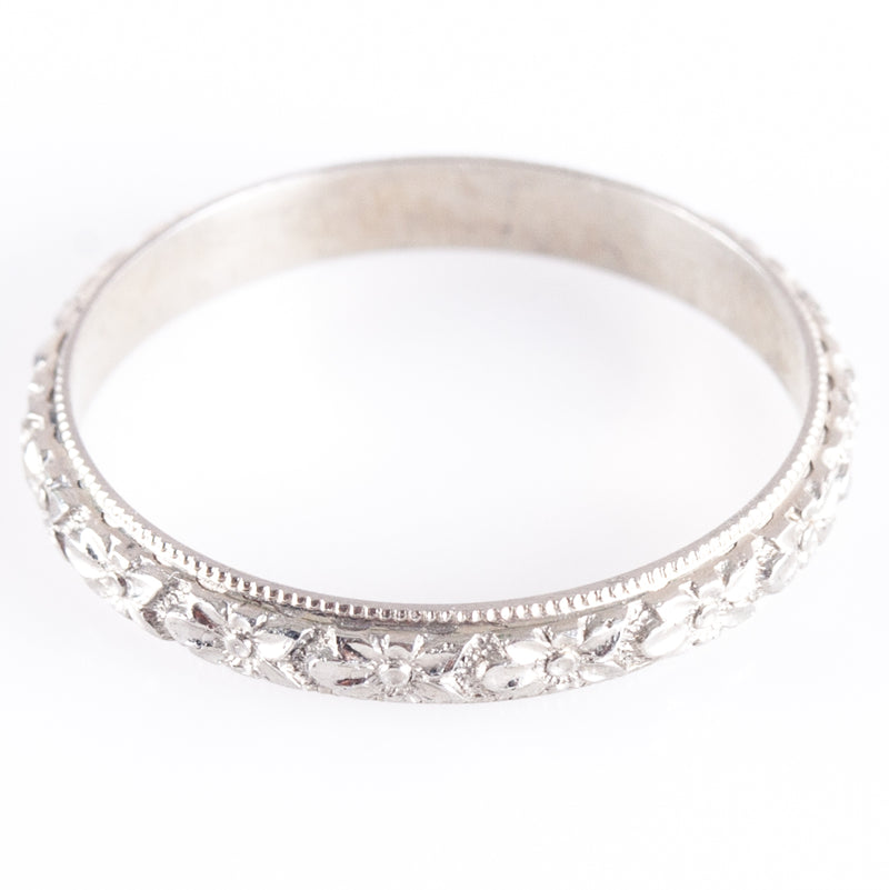 Vintage 1930's 18k White Gold Floral Wedding Anniversary Ring 1.61g 2.6mm Width