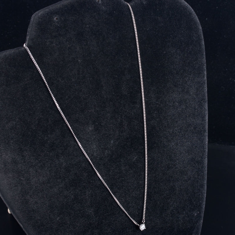 .900 Platinum Round H SI2 Diamond Solitaire Necklace .33ct 3.10g