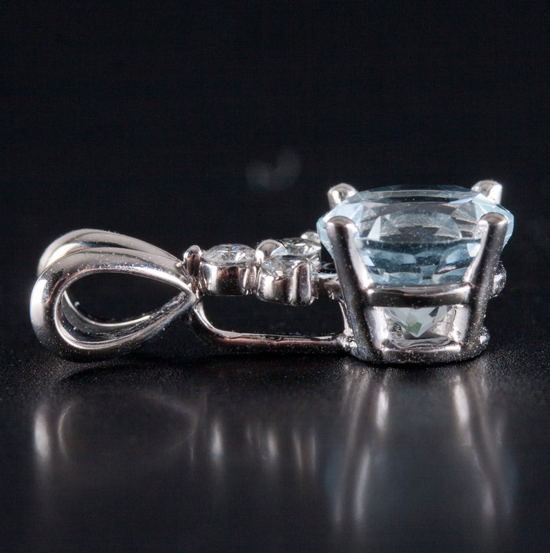 14k White Gold Round Aquamarine Solitaire Pendant W/ Diamond Accents .83ctw .82g
