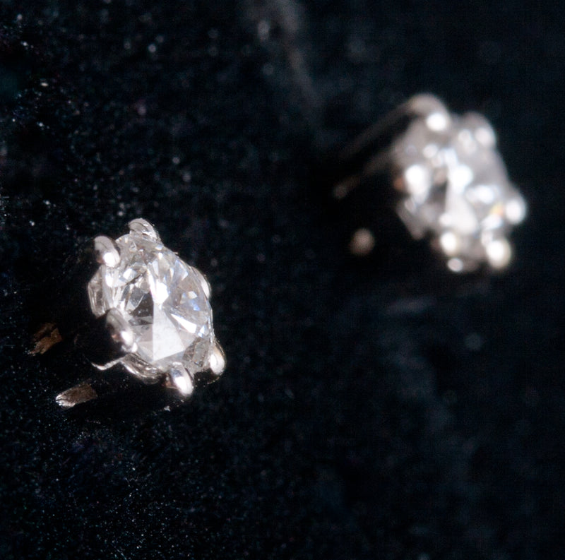 14k White Gold Round H SI2 Diamond Solitaire Stud Earrings .18ctw .61g