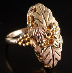 10k Black Hills Gold Tri-Color Floral Leaf Style Ring 5.2g
