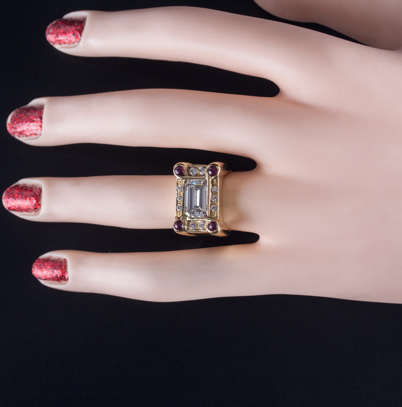 18k Yellow Gold Emerald & Round Shaped Diamond Ruby Cocktail Ring 2.59ctw 17.45g
