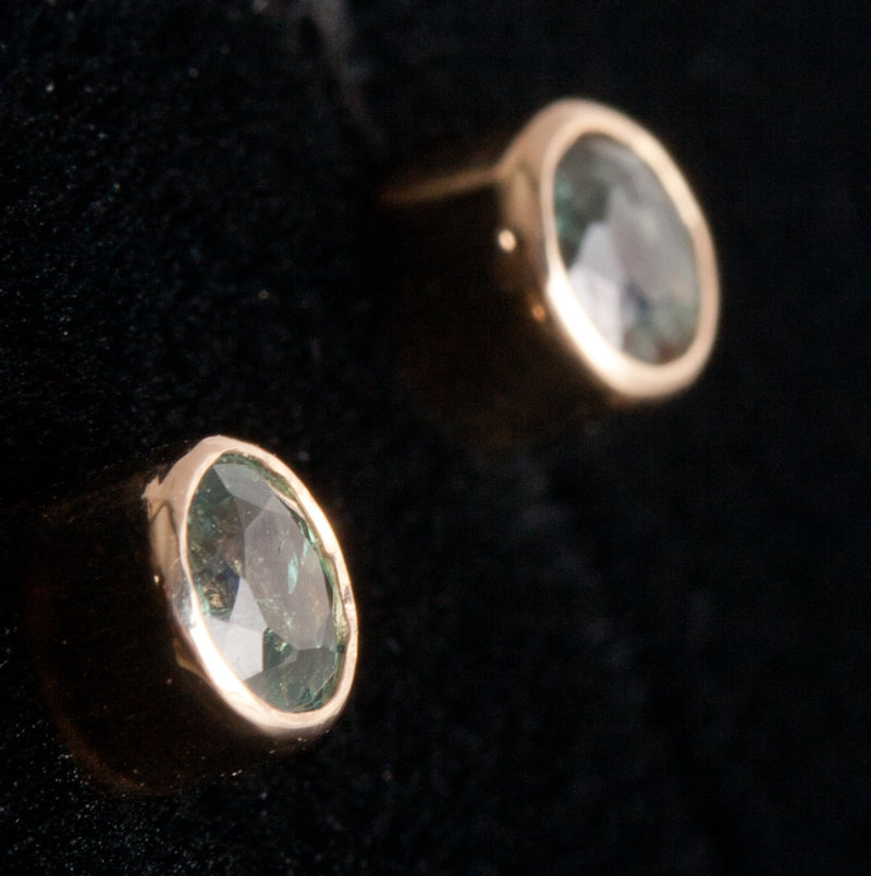 14k Yellow Gold Round Alexandrite Solitaire Style Stud Earrings .58ctw .72g