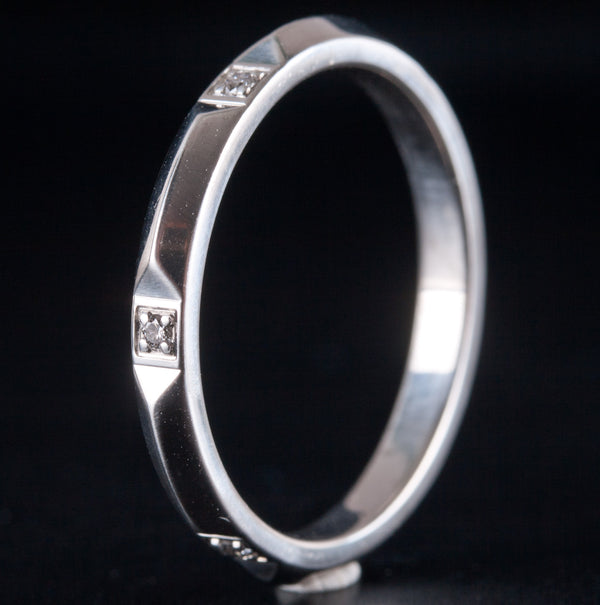 Tiffany & Co. 950 Platinum Round Diamond Band Ring W/ Inner Box .06ctw 5.50g