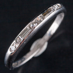 .950 Platinum Round Baguette G-H SI1-SI2 Diamond Wedding Band Ring .14ctw 2.02g