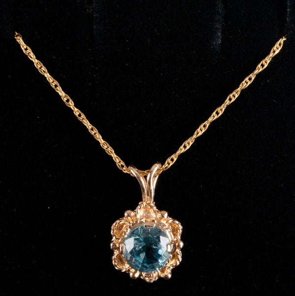 14k Yellow Gold Sky Blue Topaz Solitaire Necklace W/ 16" Chain 1.09ct 2.35g