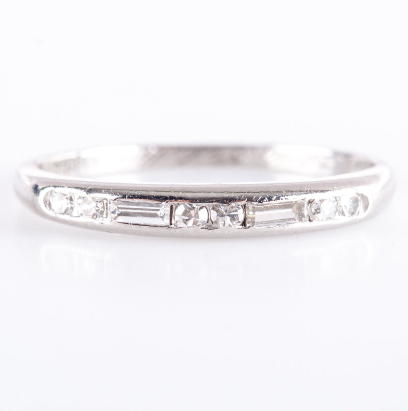 .950 Platinum Round Baguette G-H SI1-SI2 Diamond Wedding Band Ring .14ctw 2.02g