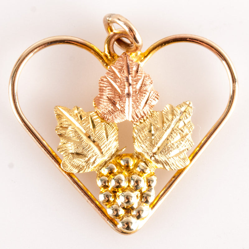 10k Black Hills Gold Heart Style Floral Leaf Pendant .70g 18mm x 16mm