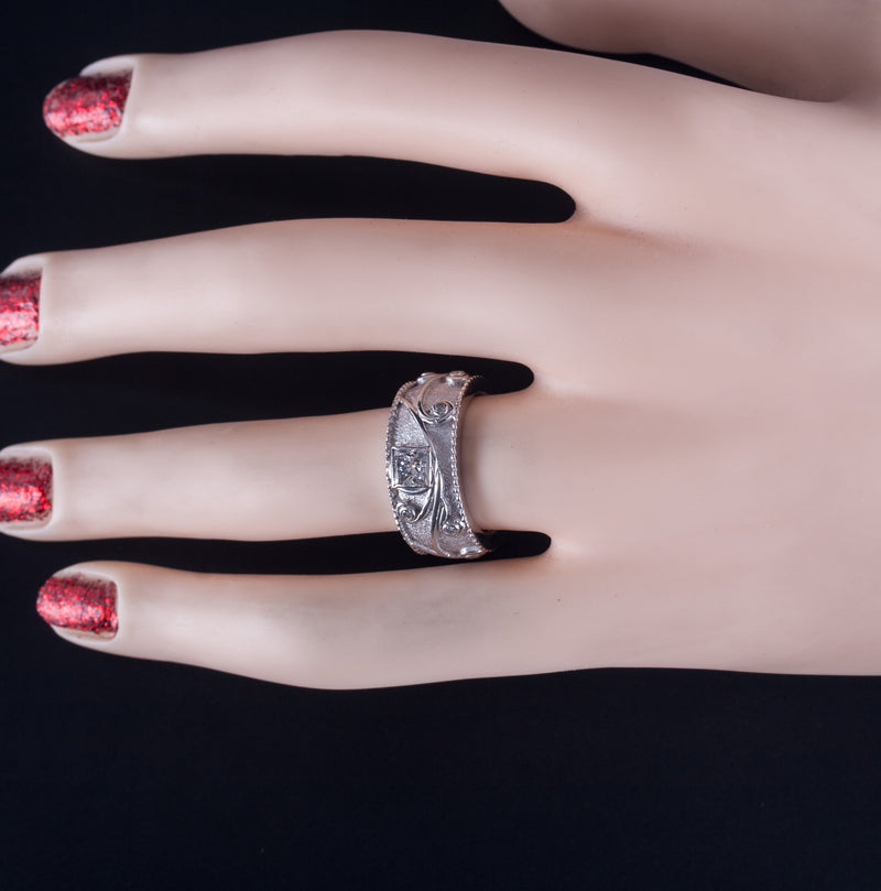 18k White Gold Princess / Round Diamond Floral Style Band Ring .67ctw 7.93g