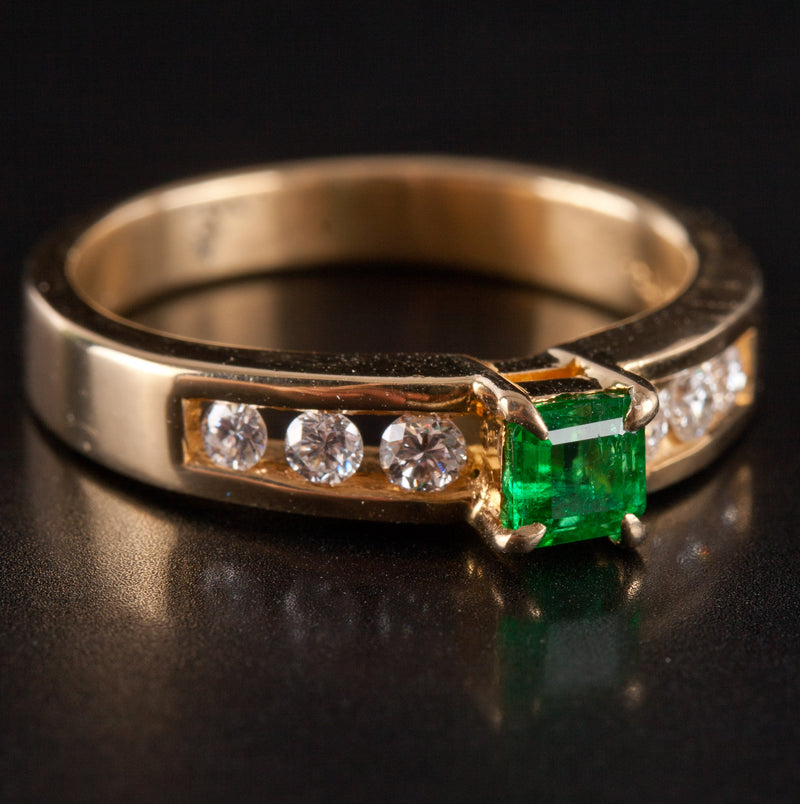 18k Yellow Gold Princess Emerald Solitaire Ring W/ Diamond Accents .48ctw 4.60g