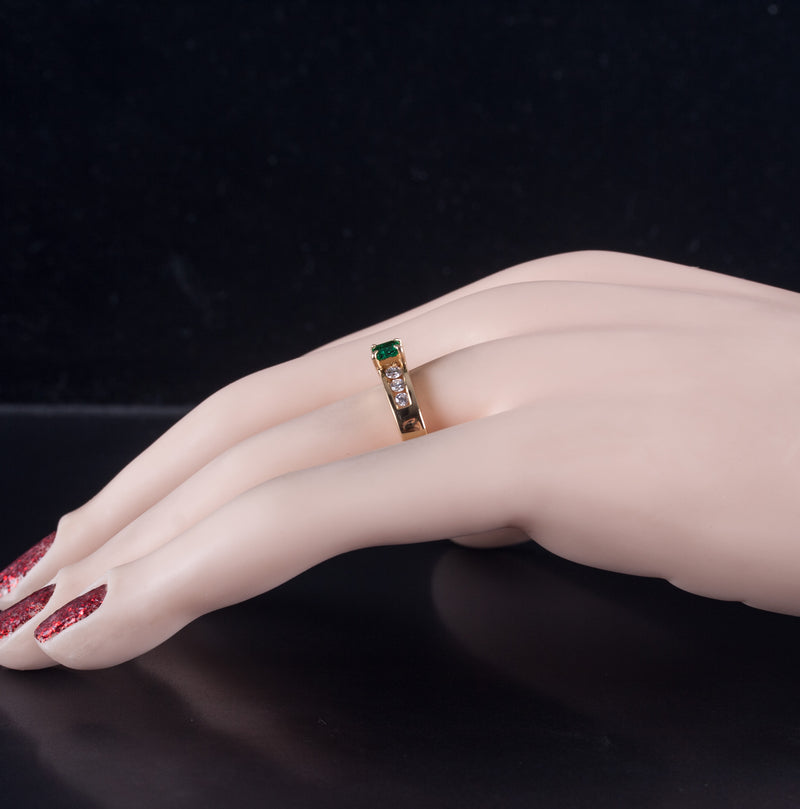 18k Yellow Gold Princess Emerald Solitaire Ring W/ Diamond Accents .48ctw 4.60g
