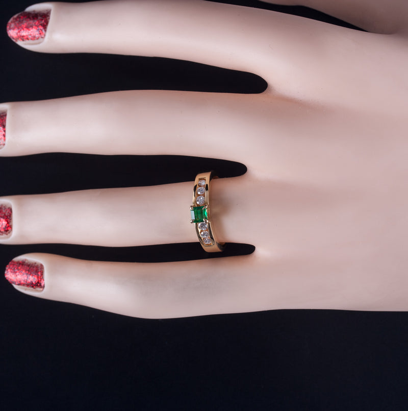 18k Yellow Gold Princess Emerald Solitaire Ring W/ Diamond Accents .48ctw 4.60g