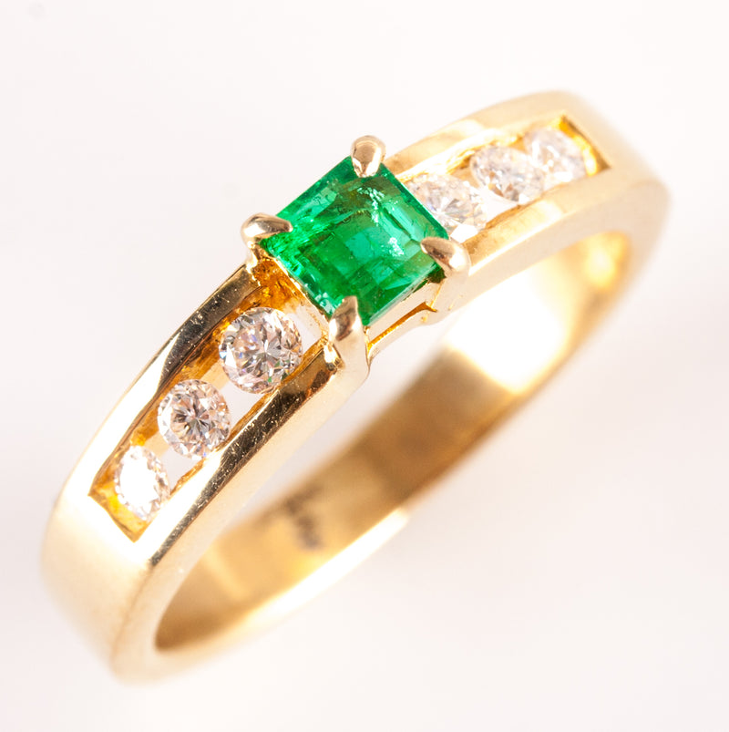 18k Yellow Gold Princess Emerald Solitaire Ring W/ Diamond Accents .48ctw 4.60g