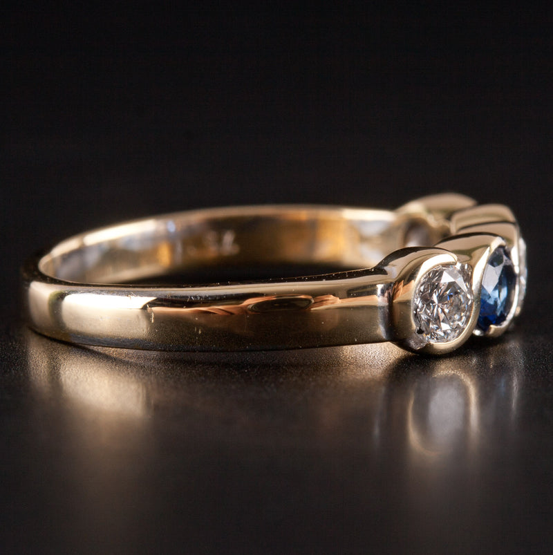 18k Yellow Gold Round G - H SI1 Diamond AA Sapphire Ring .91ctw 4.02g