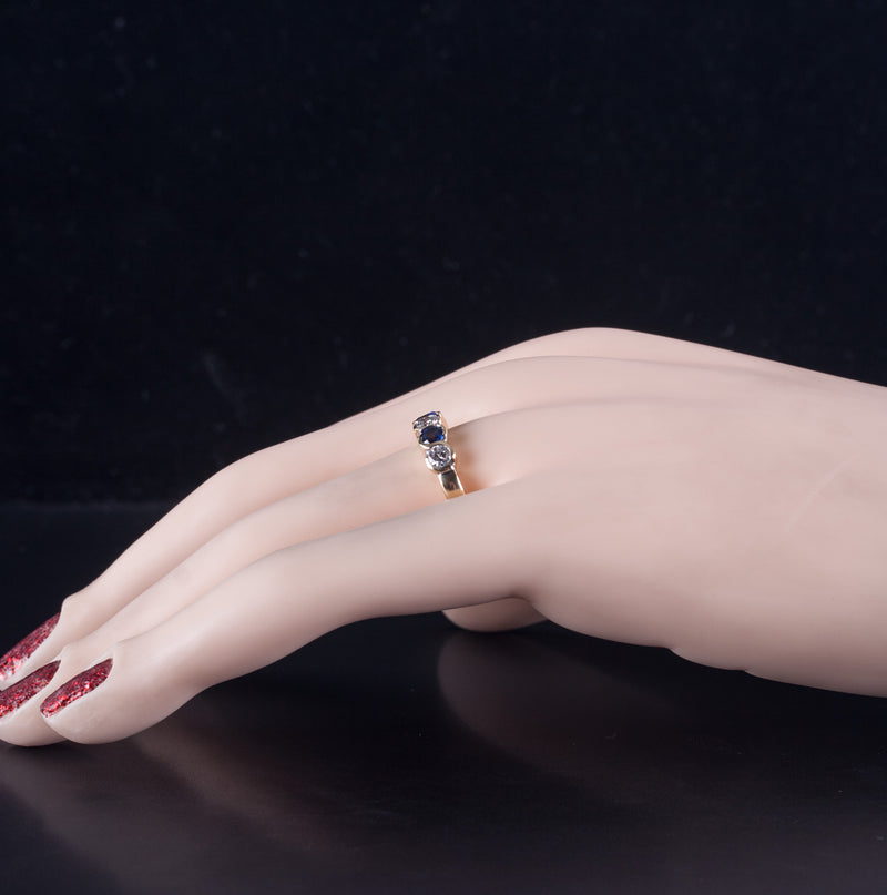 18k Yellow Gold Round G - H SI1 Diamond AA Sapphire Ring .91ctw 4.02g