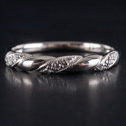 10k White Gold Round Diamond Wedding Anniversary Ring .03ctw 1.57g