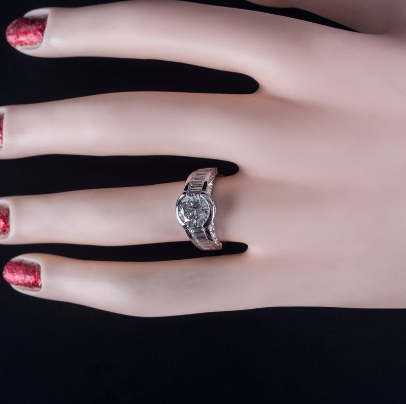 950 Platinum G VVS2 Round Baguette Diamond Engagement Ring 4.01ctw 9.21g