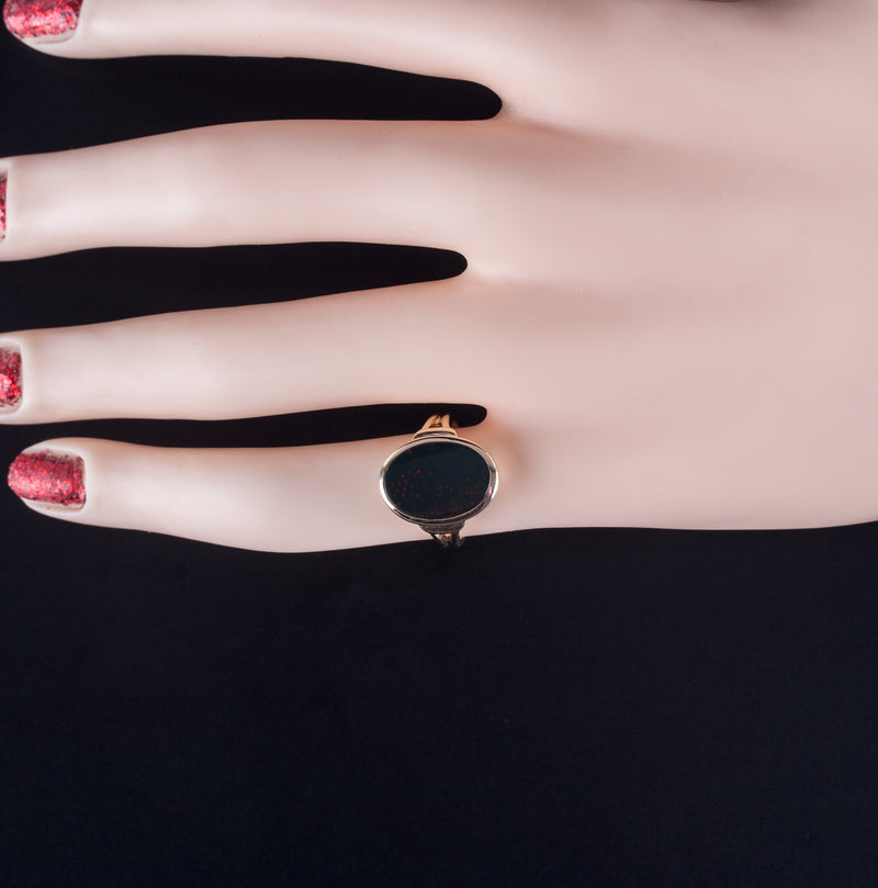 14k Yellow Gold Oval Inlay Bloodstone Solitaire Cocktail Ring 3.82g